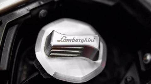 Lamborghini Aventador (740KM) - 1 799 000  PLN, 2017 - Mikołów - wyprzedaż | Autoria.pl