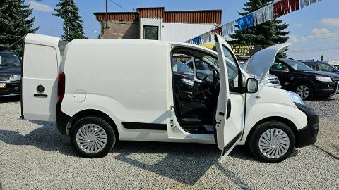 Fiat Fiorino III  (77KM) - 41 900  PLN, 2019 - Świdnica - wyprzedaż | Autoria.pl
