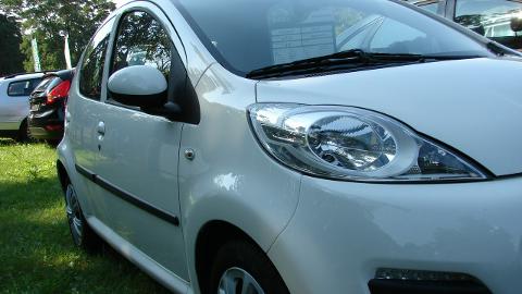 Peugeot 107 (68KM) - 17 900  PLN, 2013 - wyprzedaż | Autoria.pl