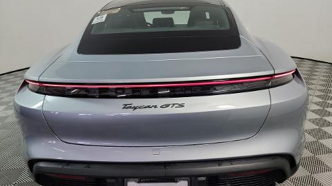 Porsche Taycan (590KM) -  410 000  PLN, 2023 - Katowice - wyprzedaż | Autoria.pl