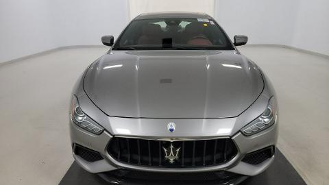Maserati Ghibli (424KM) -  249 000  PLN, 2022 - Mikołów - wyprzedaż | Autoria.pl