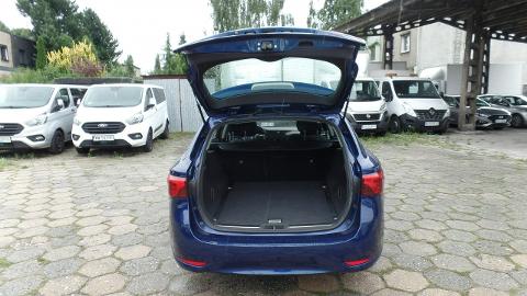 Toyota Avensis III  (152KM) - 49 600  PLN, 2018 - Katowice - wyprzedaż | Autoria.pl