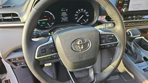 Toyota Sienna III  (245KM) -  194 100  PLN, 2023 - Mikołów - wyprzedaż | Autoria.pl
