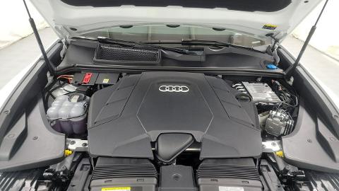 Audi Q8 (335KM) -  390 000  PLN, 2023 - Mikołów - wyprzedaż | Autoria.pl