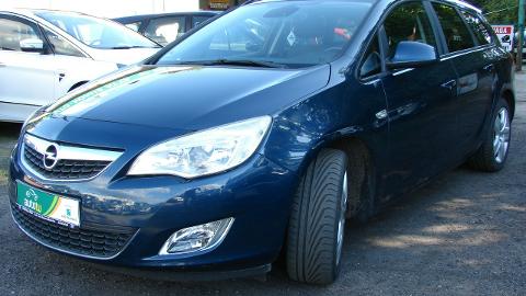 Opel Astra J  (125KM) - 23 900  PLN, 2011 - wyprzedaż | Autoria.pl