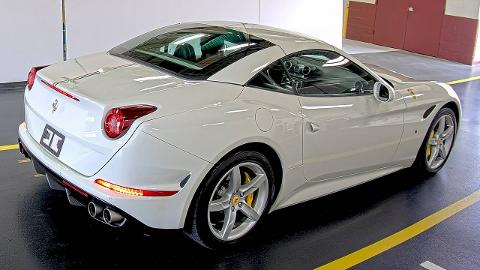Ferrari California (460KM) -  470 400  PLN, 2015 - Katowice - wyprzedaż | Autoria.pl