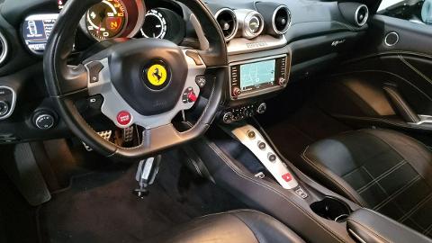 Ferrari California (460KM) -  490 400  PLN, 2016 - Katowice - wyprzedaż | Autoria.pl