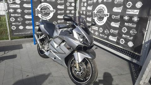 Honda CBR (109KM) - 13 900  PLN, 2006 - Barlinek - wyprzedaż | Autoria.pl