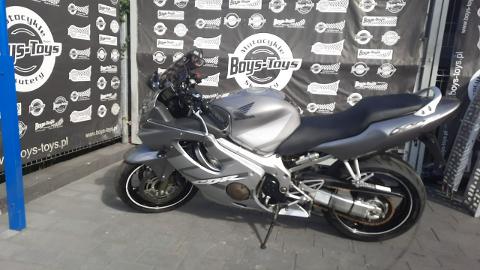 Honda CBR (109KM) - 13 900  PLN, 2006 - Barlinek - wyprzedaż | Autoria.pl