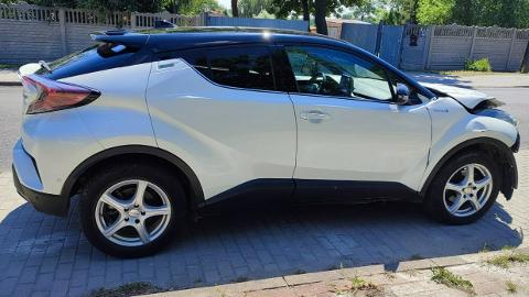 Toyota C-HR (98KM) - 49 900  PLN, 2018 - PLESZEW - wyprzedaż | Autoria.pl