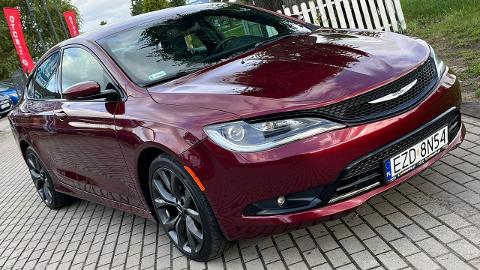 Chrysler 200 (299KM) - 61 900  PLN, 2016 - Zduńska Wola - wyprzedaż | Autoria.pl