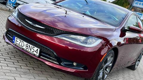 Chrysler 200 (299KM) - 61 900  PLN, 2016 - Zduńska Wola - wyprzedaż | Autoria.pl