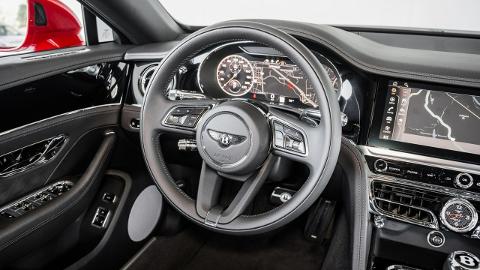 Bentley Continental Flying Spur (542KM) -  890 000  PLN, 2022 - Katowice - wyprzedaż | Autoria.pl