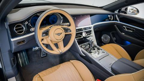 Bentley Continental Flying Spur (410KM) -  820 000  PLN, 2022 - Katowice - wyprzedaż | Autoria.pl