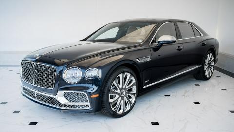 Bentley Continental Flying Spur (410KM) -  820 000  PLN, 2022 - Katowice - wyprzedaż | Autoria.pl