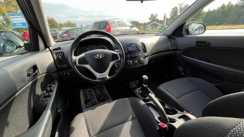 Hyundai i30 I  (109KM) - 23 900  PLN, 2011 - Zduńska Wola - wyprzedaż | Autoria.pl