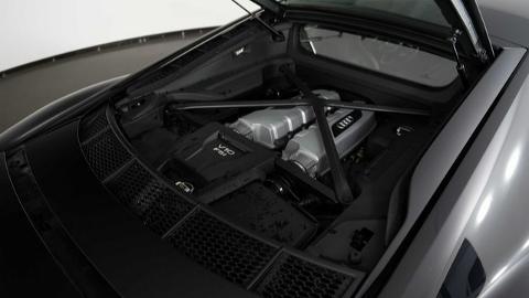 Audi R8 (562KM) -  680 000  PLN, 2023 - Katowice - wyprzedaż | Autoria.pl