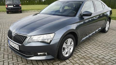 Škoda Superb III  (105KM) - 64 900  PLN, 2016 - wyprzedaż | Autoria.pl