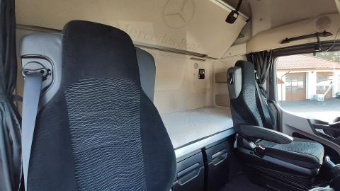 Mercedes-Benz ACTROS 1845 Euro 6 Stream Space Standard !!! (450KM) -  129 000  PLN, 2017 - Widełki - wyprzedaż | Autoria.pl