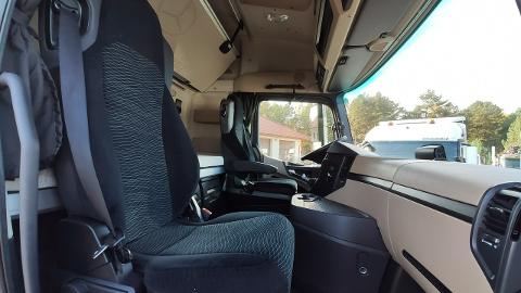 Mercedes-Benz ACTROS 1845 Euro 6 Stream Space Standard !!! (450KM) -  129 000  PLN, 2017 - Widełki - wyprzedaż | Autoria.pl