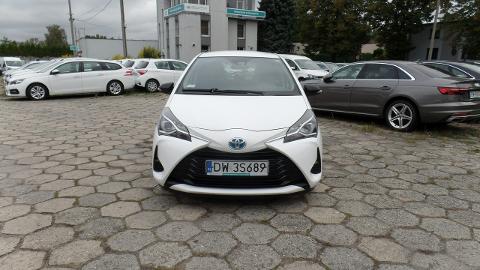 Toyota Yaris III  (75KM) - 38 500  PLN, 2017 - Katowice - wyprzedaż | Autoria.pl