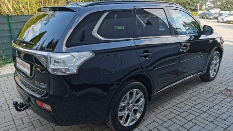 Mitsubishi Outlander III  (121KM) - 64 900  PLN, 2014 - Strzegom - wyprzedaż | Autoria.pl