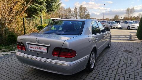 Mercedes-Benz Klasa E W210  (170KM) - 39 900  PLN, 2001 - Strzegom - wyprzedaż | Autoria.pl