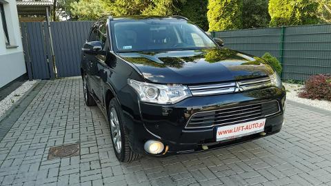 Mitsubishi Outlander III  (121KM) - 64 900  PLN, 2014 - Strzegom - wyprzedaż | Autoria.pl