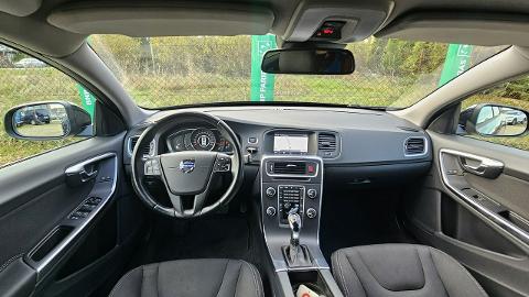 Volvo V60 I  (165KM) - 65 800  PLN, 2015 - Nowy Sącz - wyprzedaż | Autoria.pl