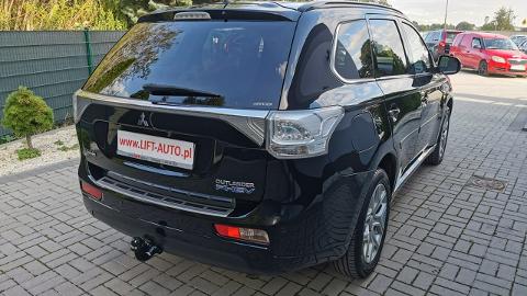 Mitsubishi Outlander III  (121KM) - 64 900  PLN, 2014 - Strzegom - wyprzedaż | Autoria.pl