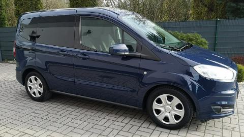 Ford Tourneo Courier Inna (95KM) - 47 900  PLN, 2017 - Strzegom - wyprzedaż | Autoria.pl