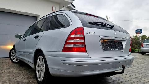 Mercedes-Benz Klasa C W203  (143KM) - 17 990  PLN, 2006 - Śrem - wyprzedaż | Autoria.pl