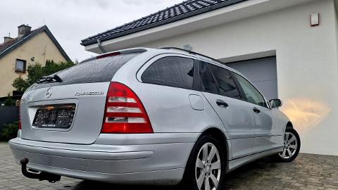 Mercedes-Benz Klasa C W203  (143KM) - 17 990  PLN, 2006 - Śrem - wyprzedaż | Autoria.pl