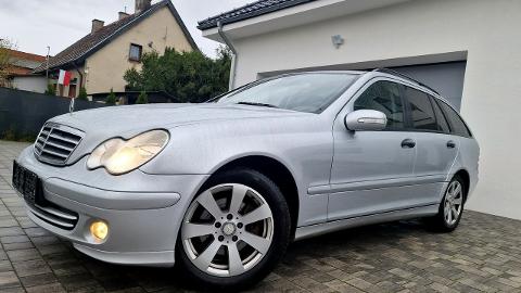 Mercedes-Benz Klasa C W203  (143KM) - 17 990  PLN, 2006 - Śrem - wyprzedaż | Autoria.pl