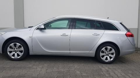 Opel Insignia A  (130KM) - 24 879  PLN, 2013 - Rybnik - wyprzedaż | Autoria.pl