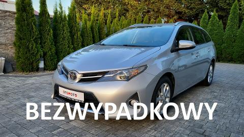 Toyota Auris II  (90KM) - 35 500  PLN, 2013 - Jatutów - wyprzedaż | Autoria.pl