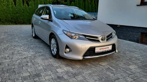 Toyota Auris II  (90KM) - 35 500  PLN, 2013 - Jatutów - wyprzedaż | Autoria.pl