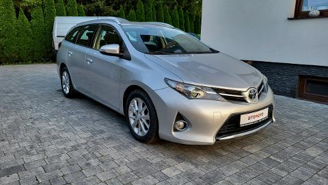 Toyota Auris II  (90KM) - 35 500  PLN, 2013 - Jatutów - wyprzedaż | Autoria.pl