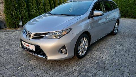 Toyota Auris II  (90KM) - 35 500  PLN, 2013 - Jatutów - wyprzedaż | Autoria.pl