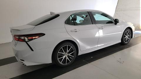 Toyota Camry IX  (203KM) - 67 000  PLN, 2024 - Katowice - wyprzedaż | Autoria.pl