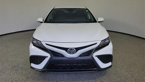 Toyota Camry IX  (203KM) - 89 000  PLN, 2024 - Katowice - wyprzedaż | Autoria.pl