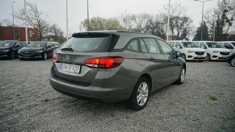 Opel Astra K  (110KM) - 50 300  PLN, 2019 - Poznań - wyprzedaż | Autoria.pl