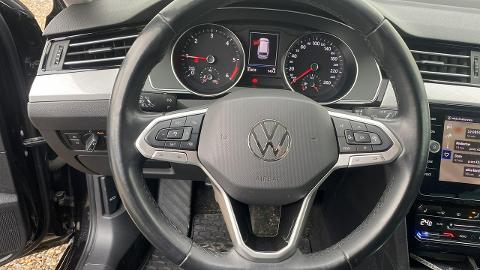Volkswagen Passat B9 (150KM) - 95 400  PLN, 2020 - Janki - wyprzedaż | Autoria.pl