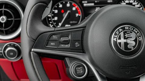 Alfa Romeo Stelvio (280KM) -  138 500  PLN, 2019 - Gdańsk - wyprzedaż | Autoria.pl