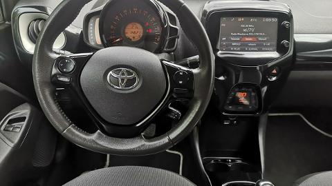 Toyota Aygo II  (70KM) - 34 900  PLN, 2014 - Strzegom - wyprzedaż | Autoria.pl