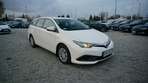 Toyota Auris II  (90KM) - 46 200  PLN, 2018 - Poznań - wyprzedaż | Autoria.pl