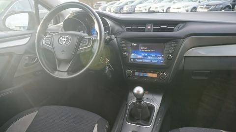 Toyota Avensis III  (143KM) - 54 500  PLN, 2017 - Poznań - wyprzedaż | Autoria.pl