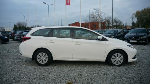 Toyota Auris II  (90KM) - 46 200  PLN, 2018 - Poznań - wyprzedaż | Autoria.pl