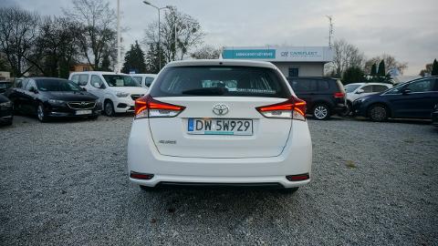 Toyota Auris II  (90KM) - 46 200  PLN, 2018 - Poznań - wyprzedaż | Autoria.pl