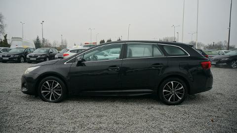 Toyota Avensis III  (143KM) - 55 800  PLN, 2018 - Poznań - wyprzedaż | Autoria.pl